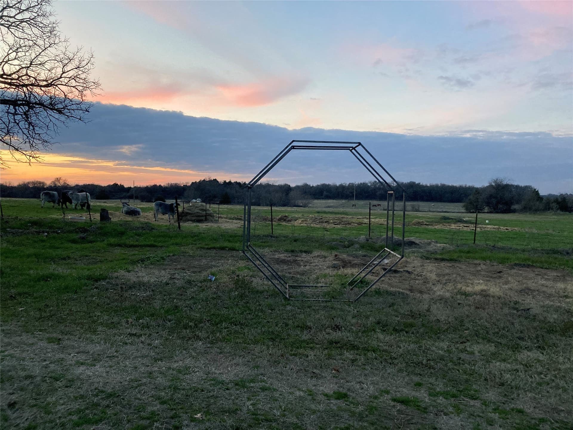 10 acres in Hill County