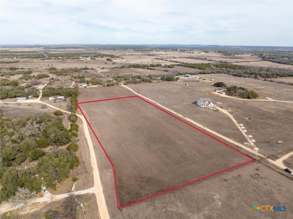 5 acres in Williamson County