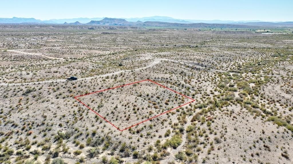 2 acres in Presidio County