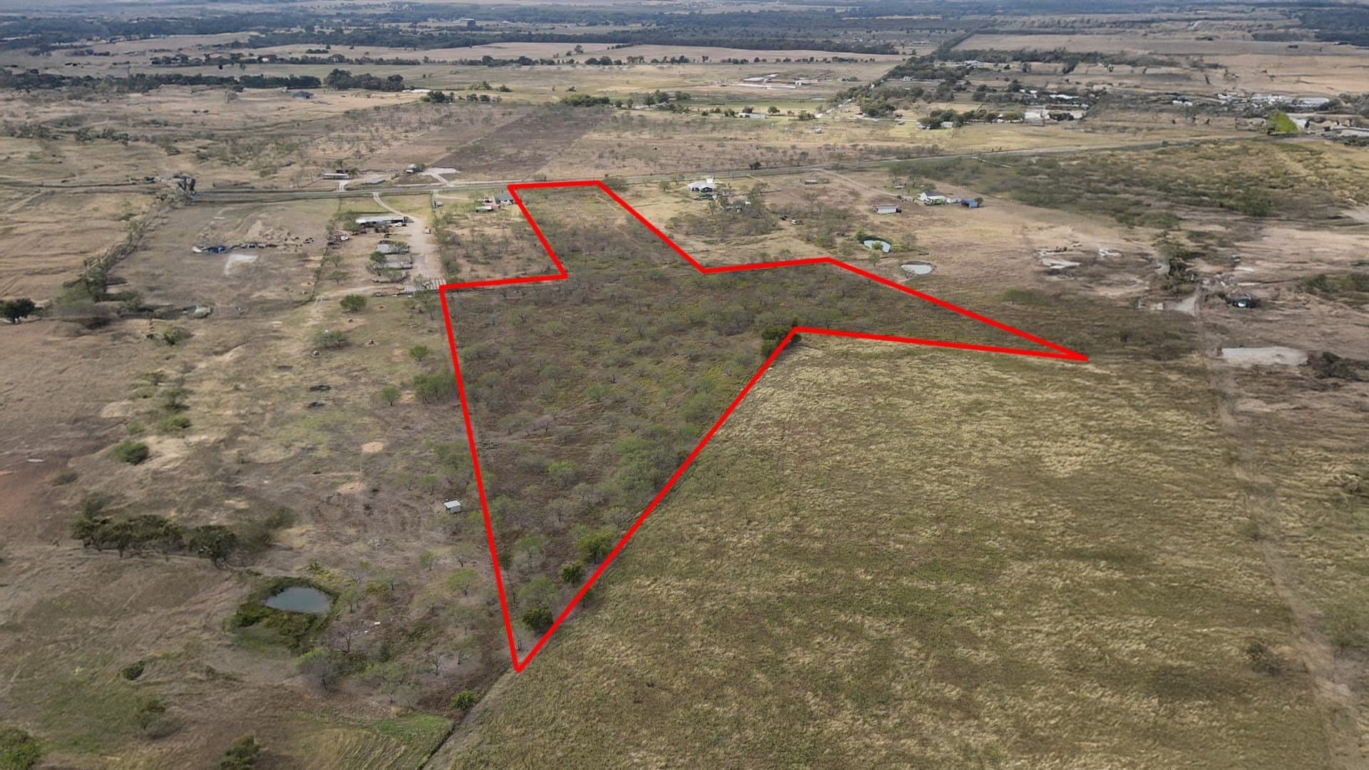 14 acres in Navarro County