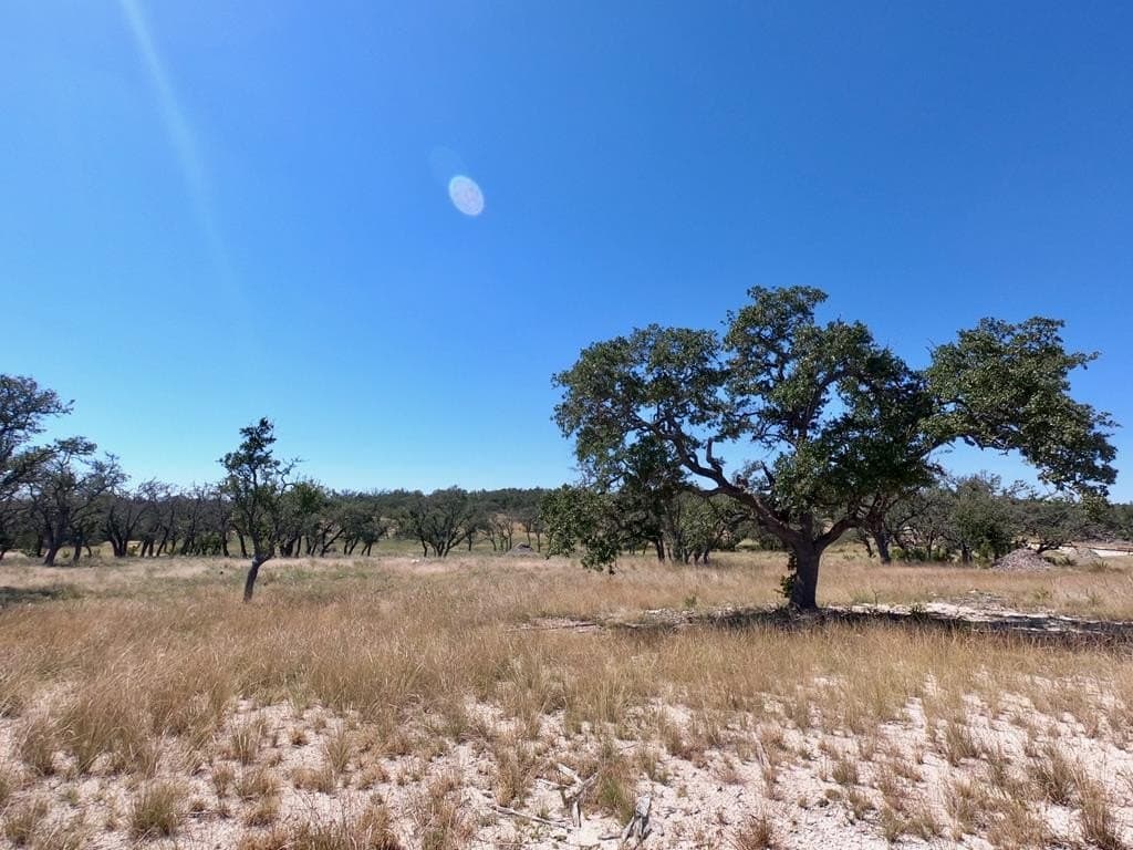 10 acres in Kerr County