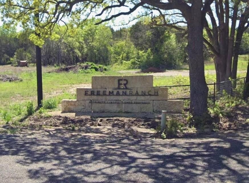 2.01 acres in Parker County