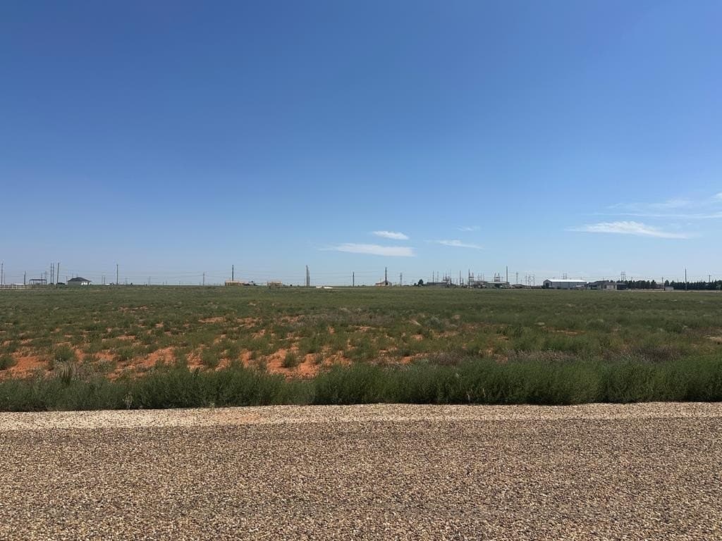 2.35 acres in Gaines County