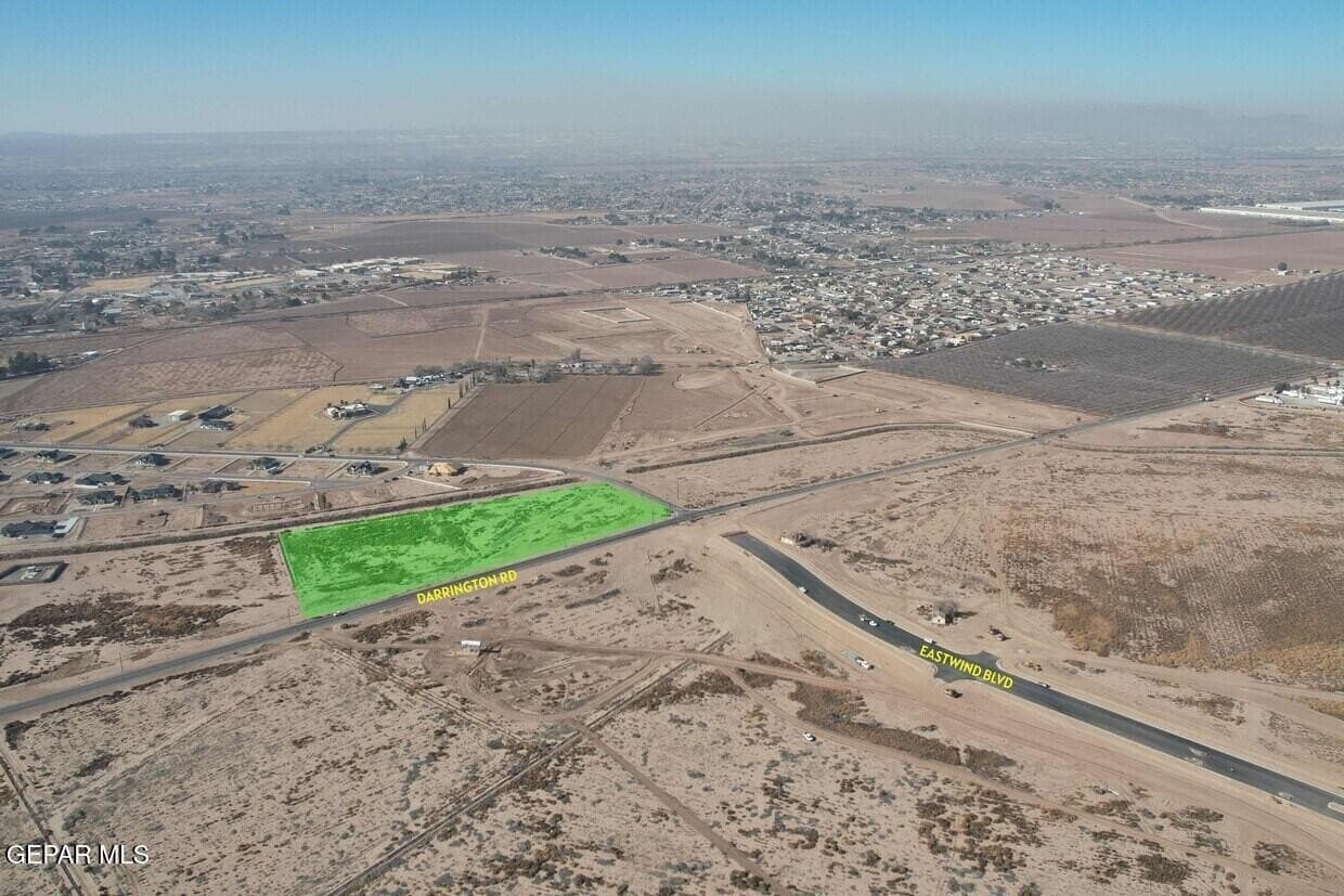 5 acres in El Paso County