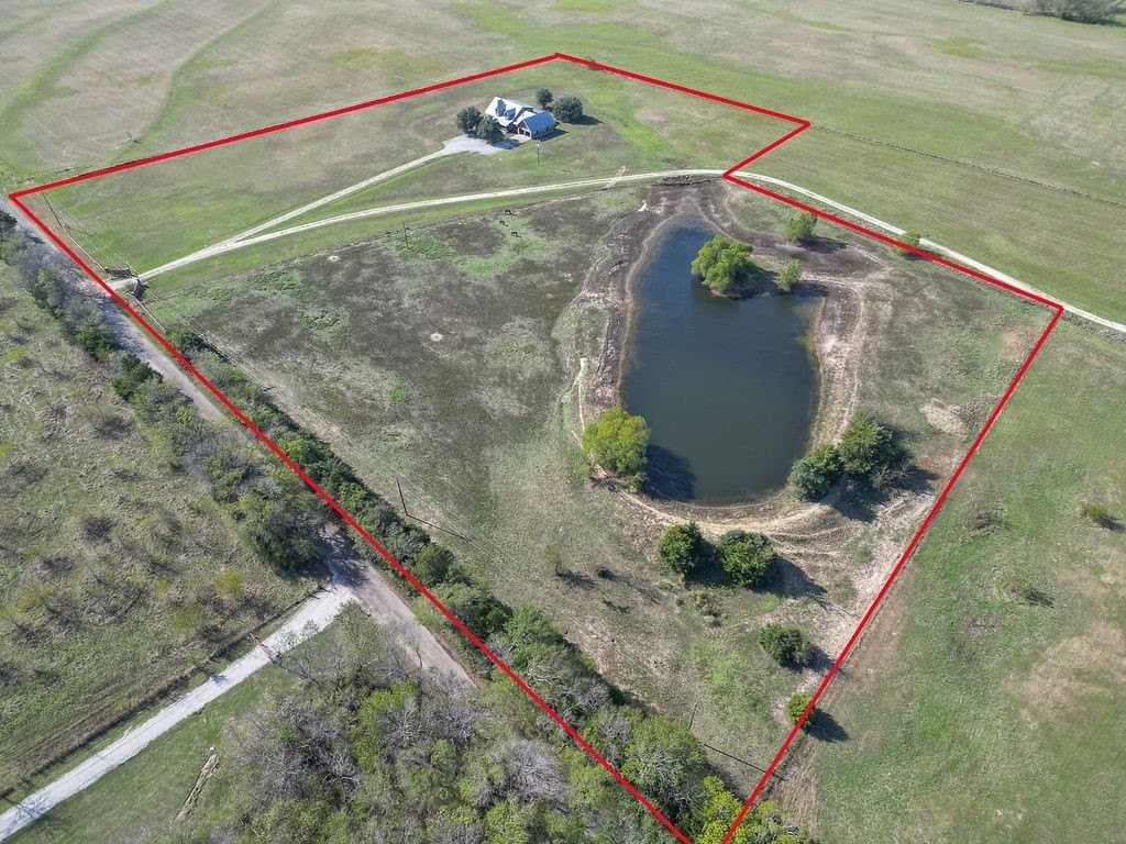 12.26 acres in Rains County