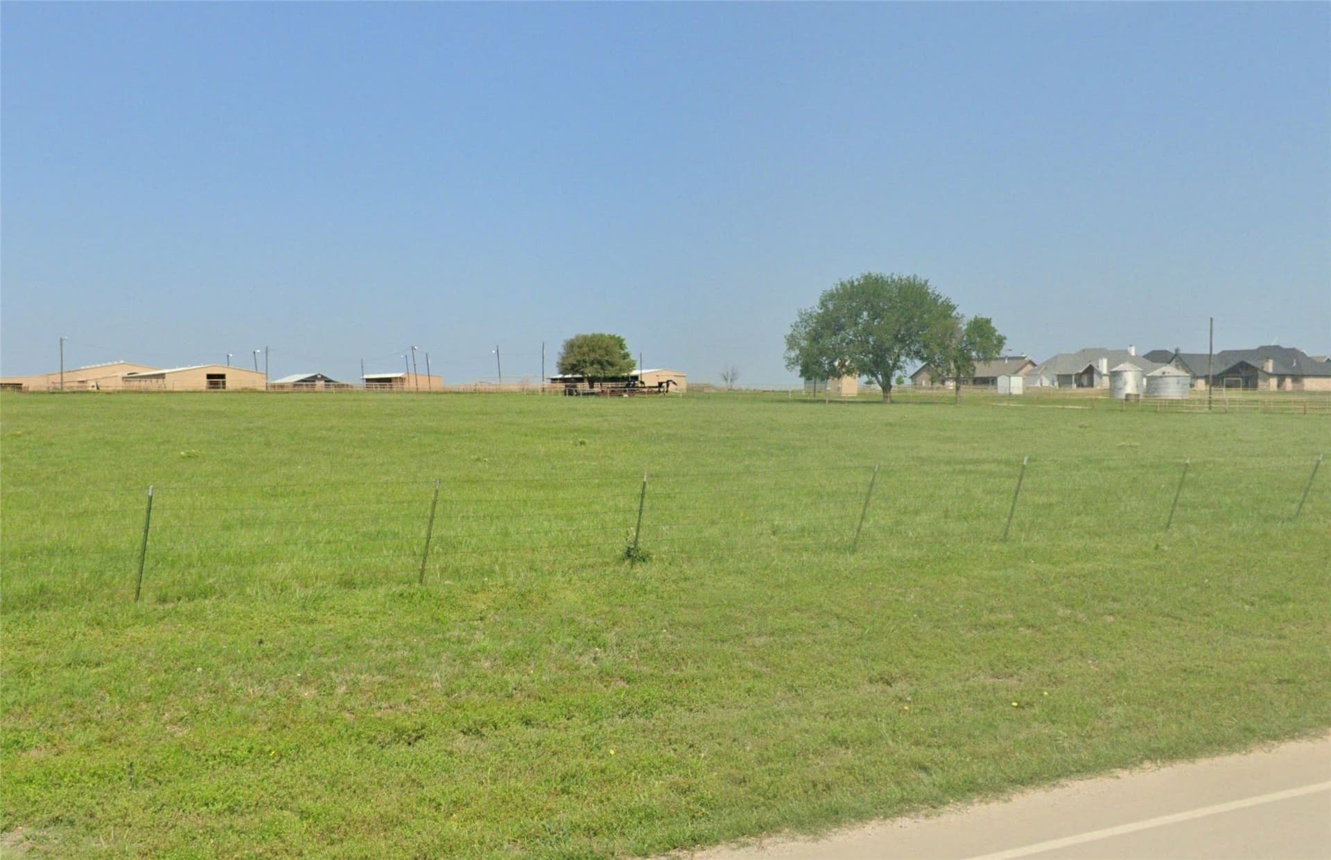 2.5 acres in Cooke County