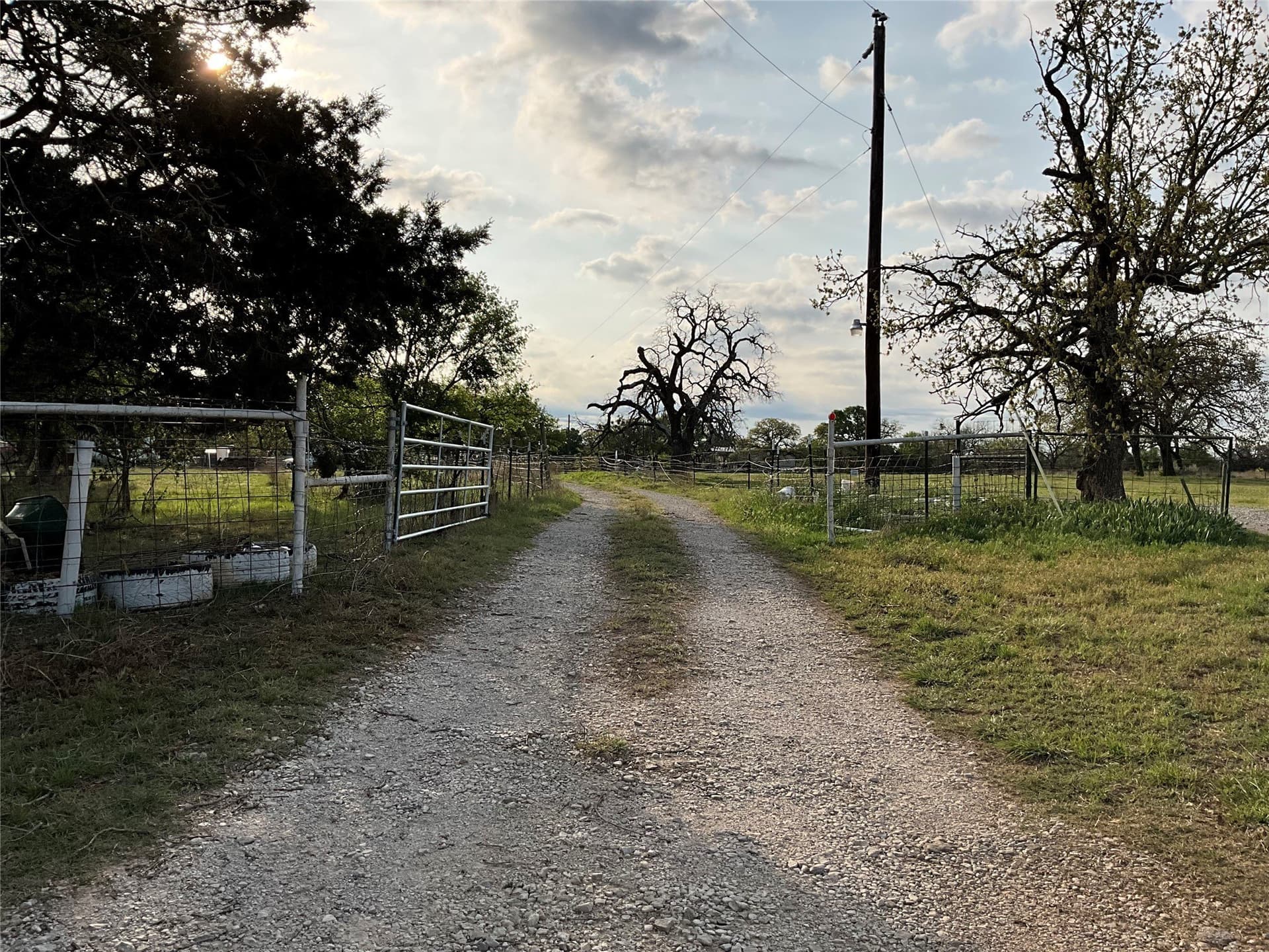 24.13 acres in Palo Pinto County