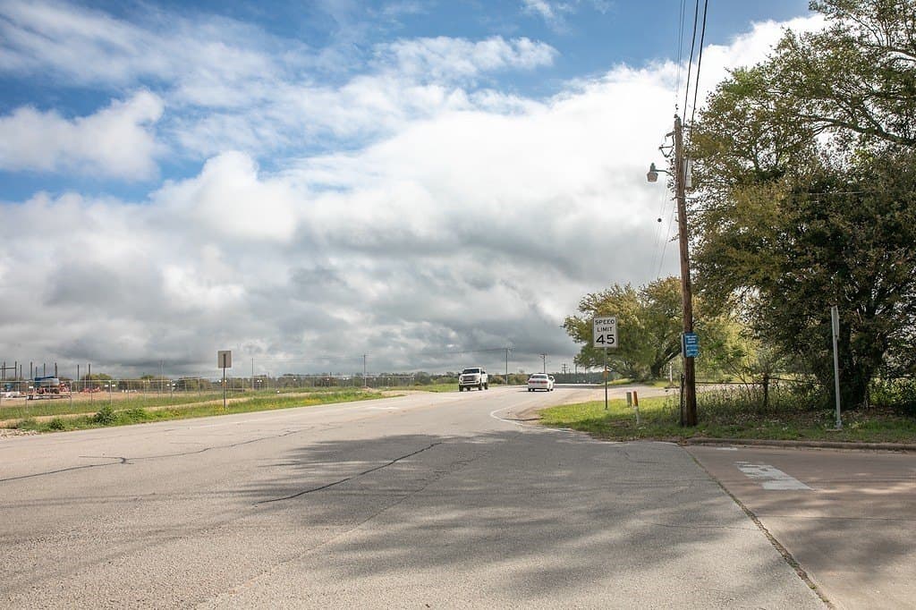 2.45 acres in Waller County