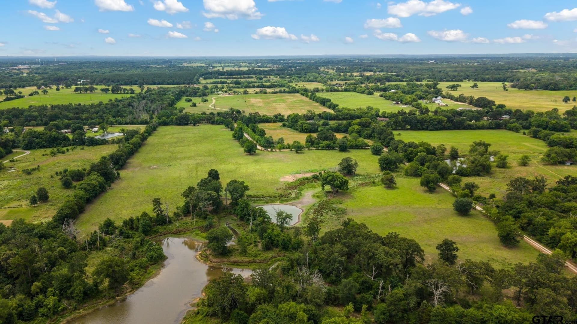 21.5 acres in Van Zandt County
