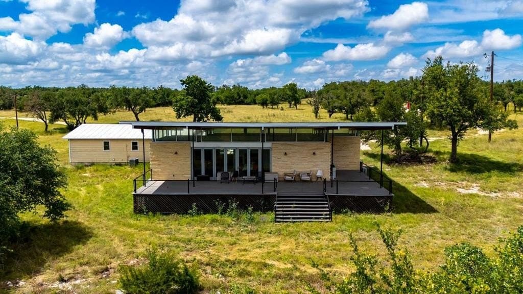 10.39 acres in Kerr County