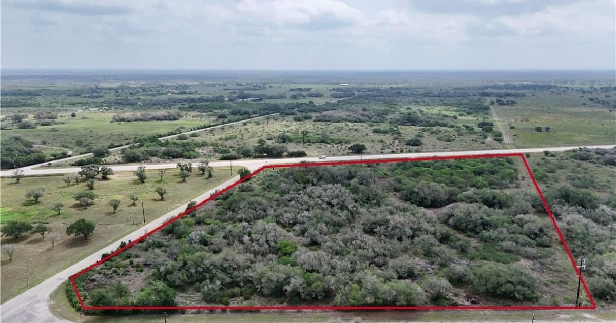 7.42 acres in Refugio County