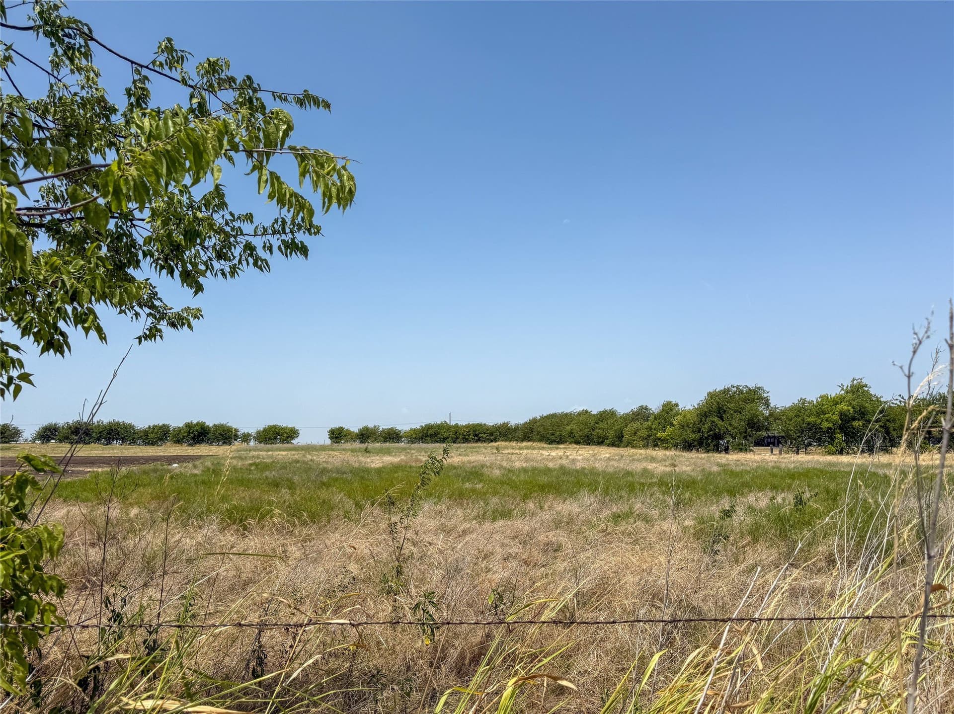 2.25 acres in Johnson County