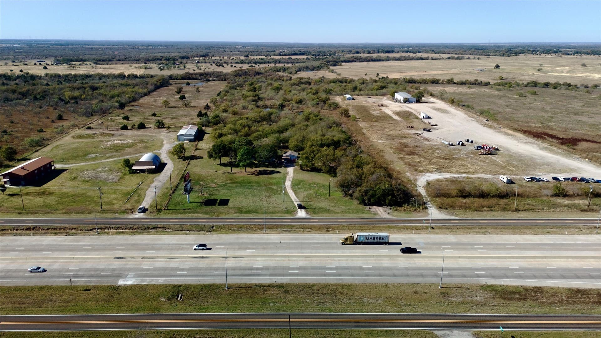 5.98 acres in Navarro County