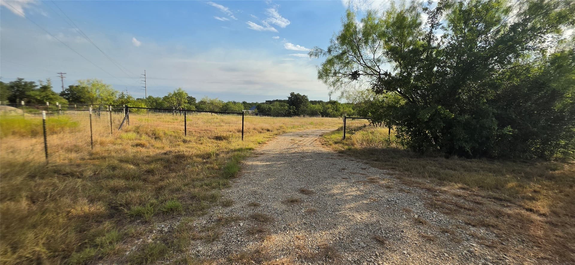 10.13 acres in Comanche County