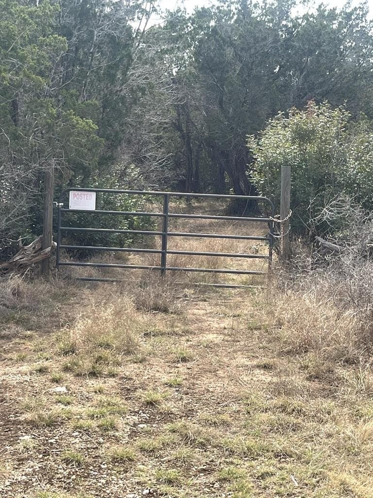 6.29 acres in Uvalde County