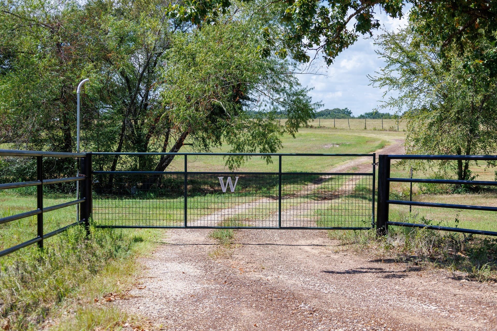 18.72 acres in Henderson County