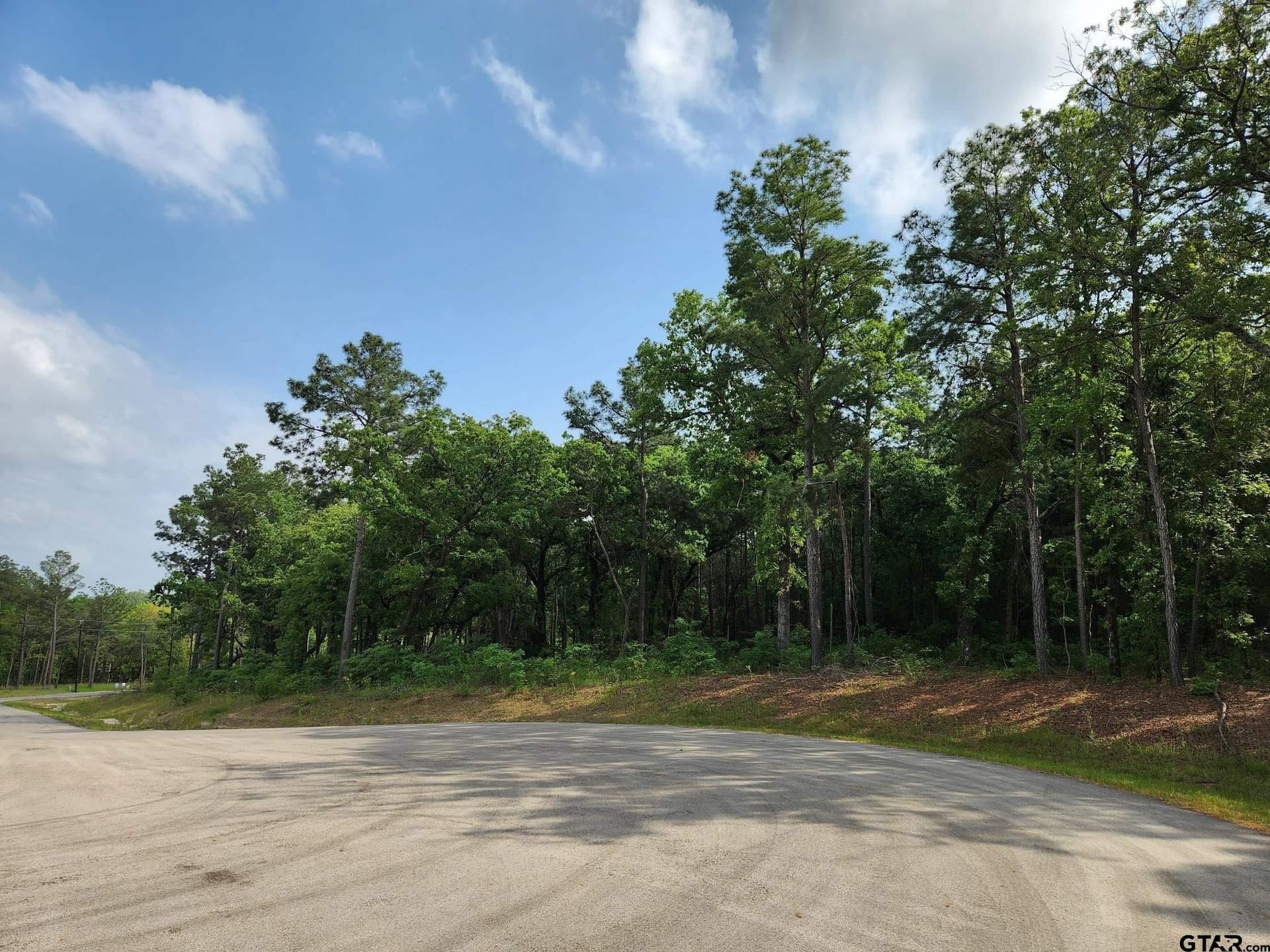 5.09 acres in Henderson County