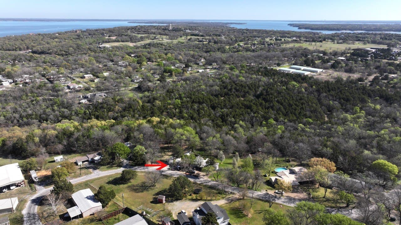 1.06 acres in Grayson County