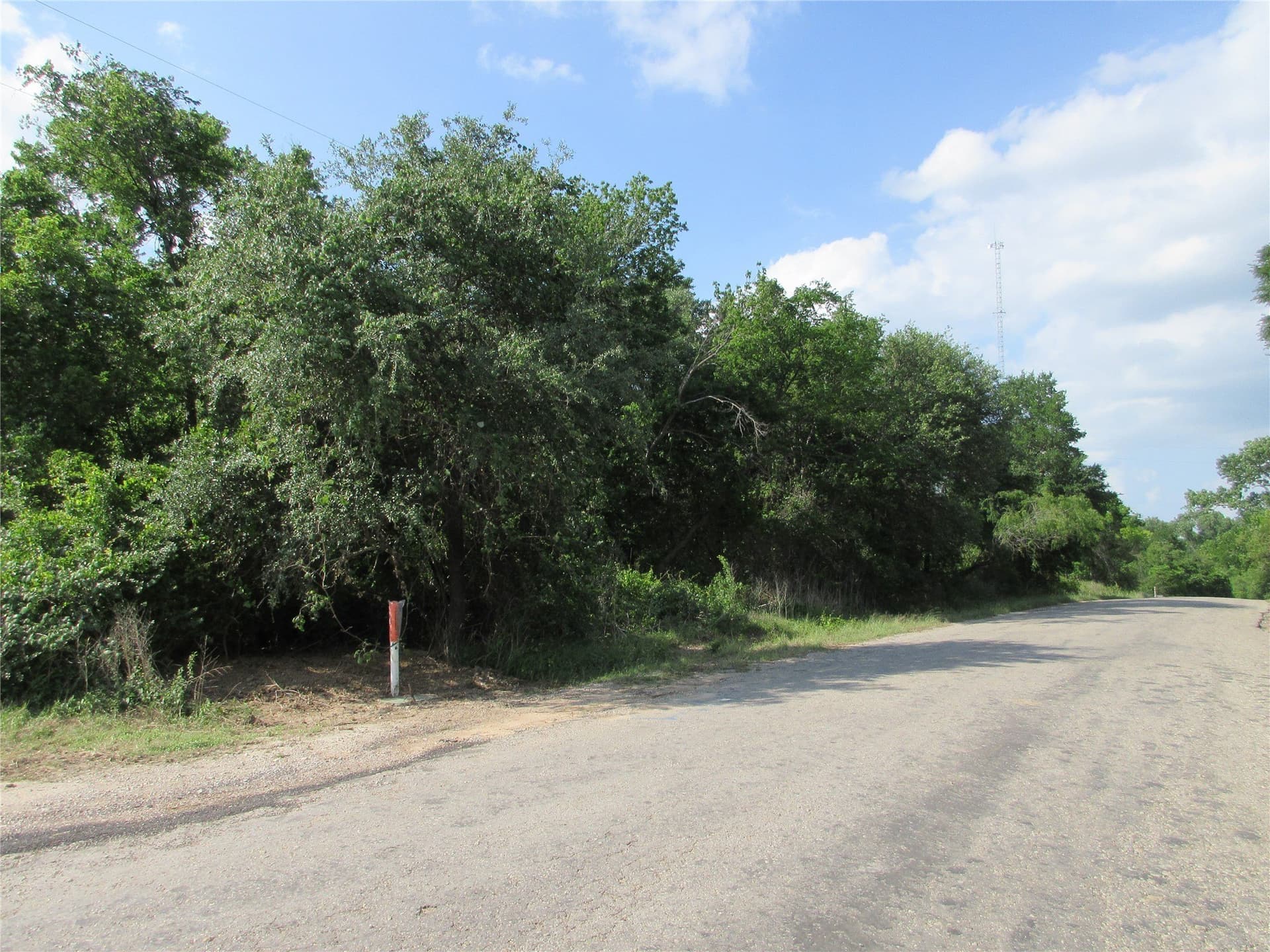 6.55 acres in Falls County