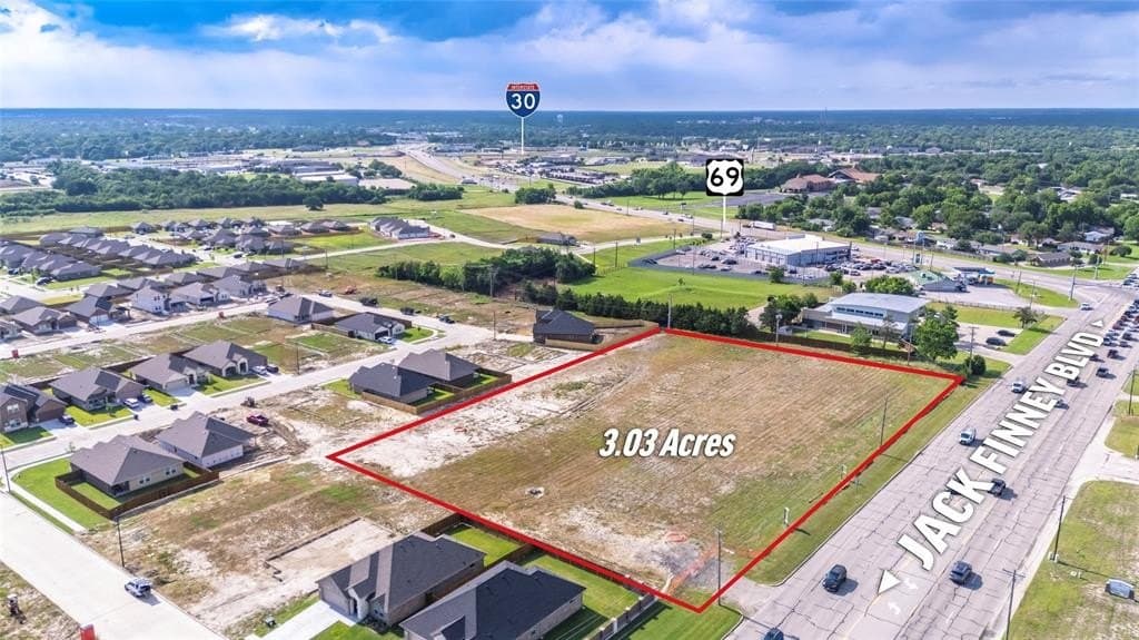 3.03 acres in Hunt County