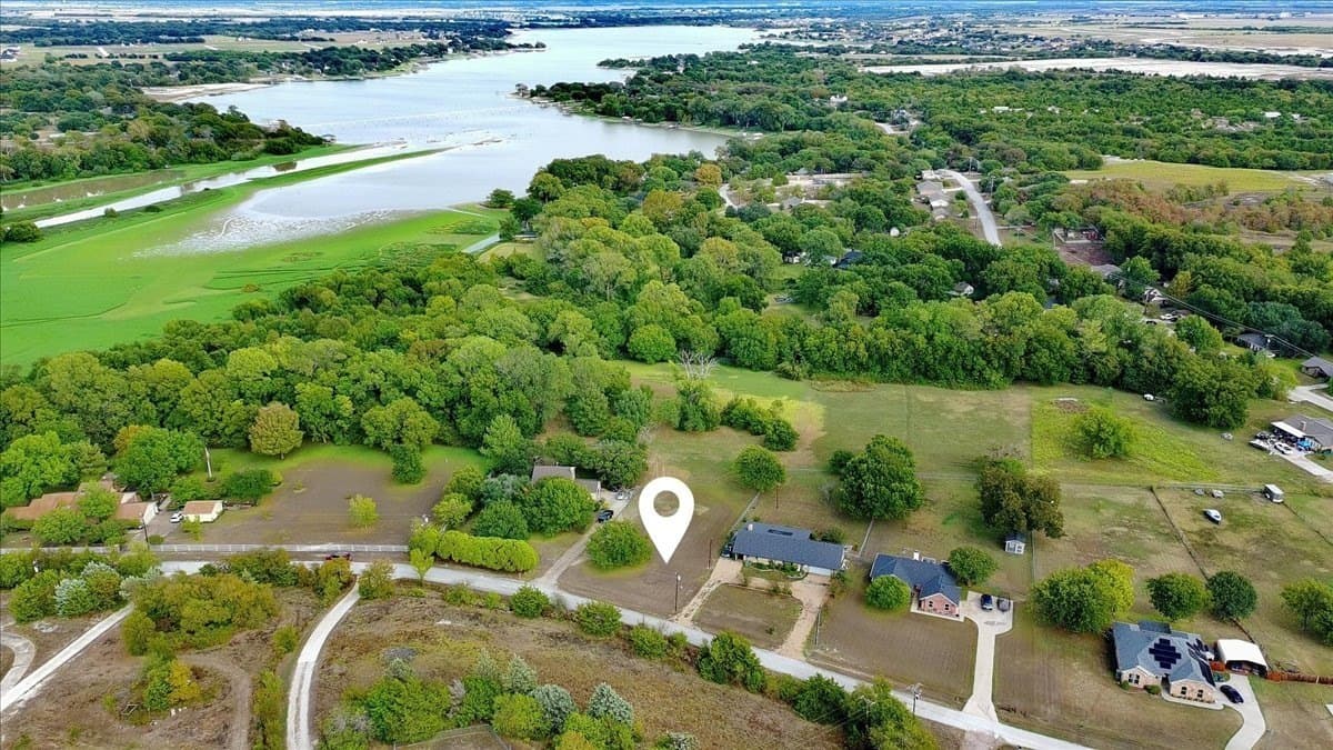 622 Chisholm Trail
