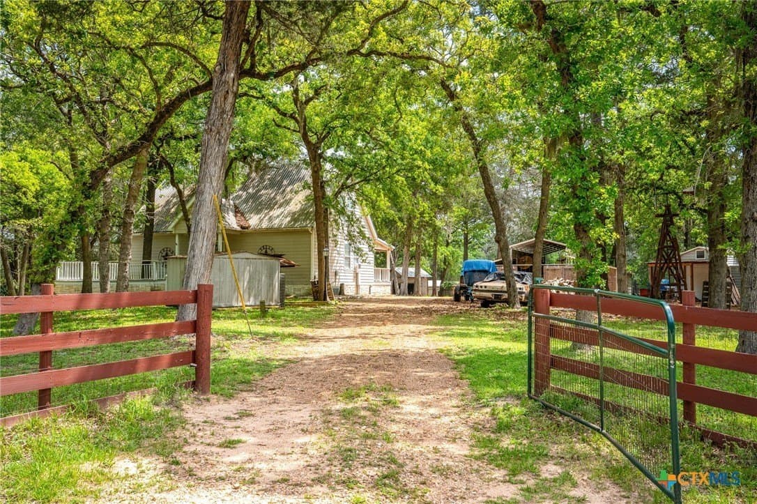 10.2 acres in Colorado County
