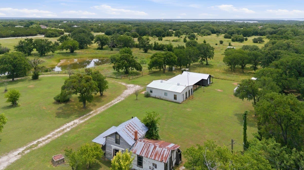 10 acres in Bosque County