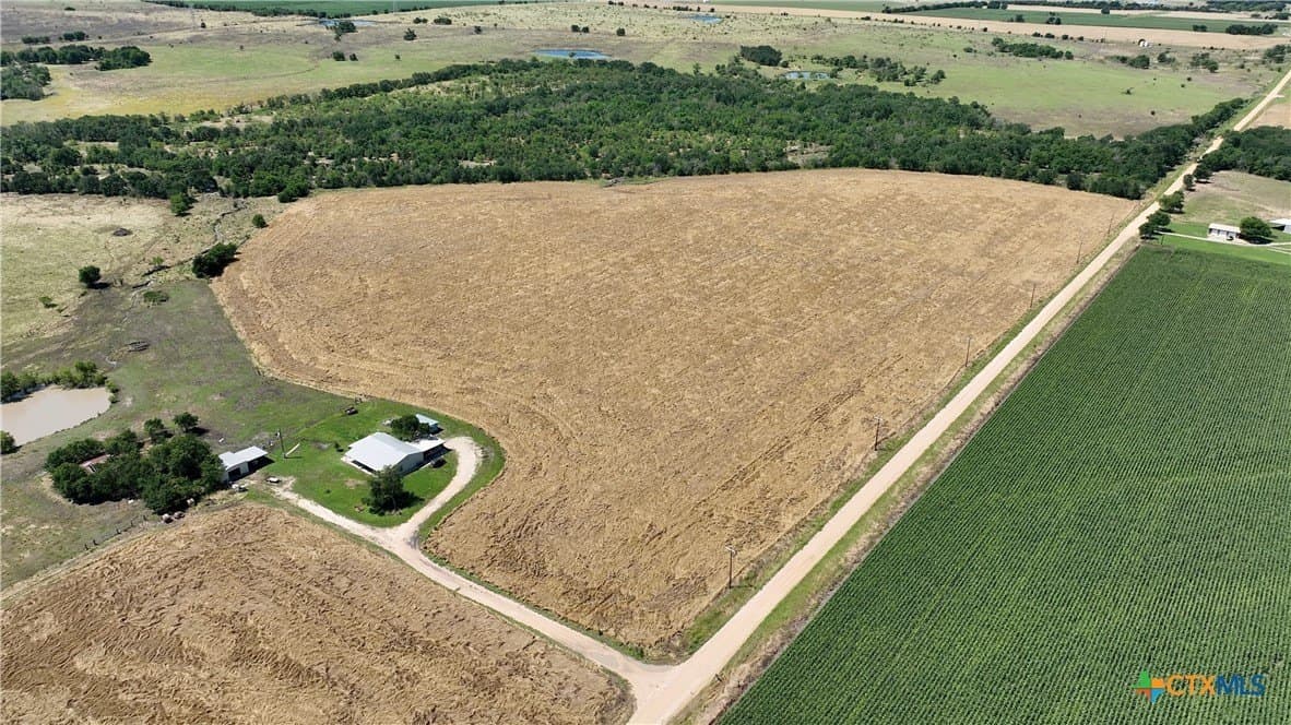 25.95 acres in Milam County