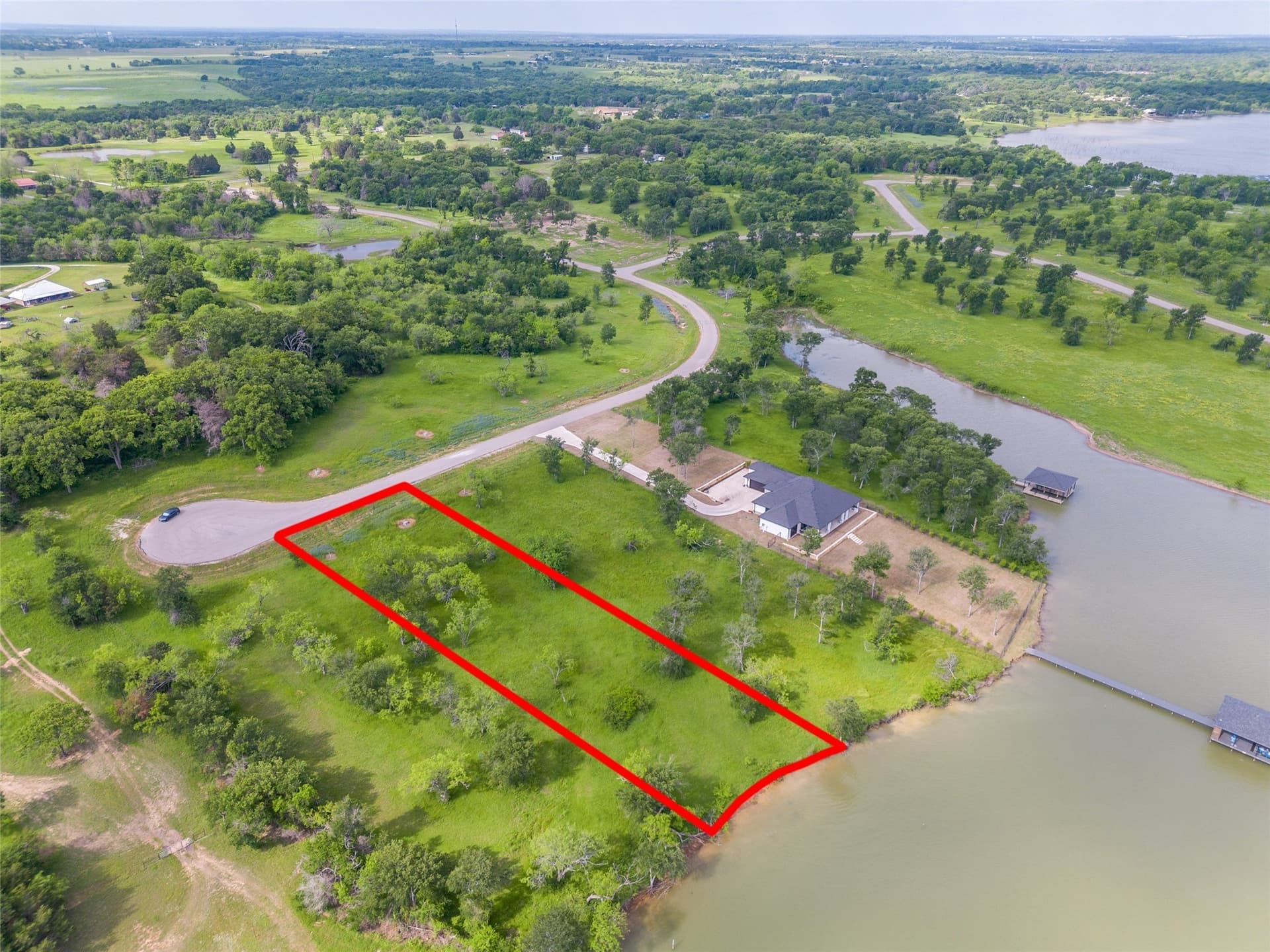 1.01 acres in Navarro County