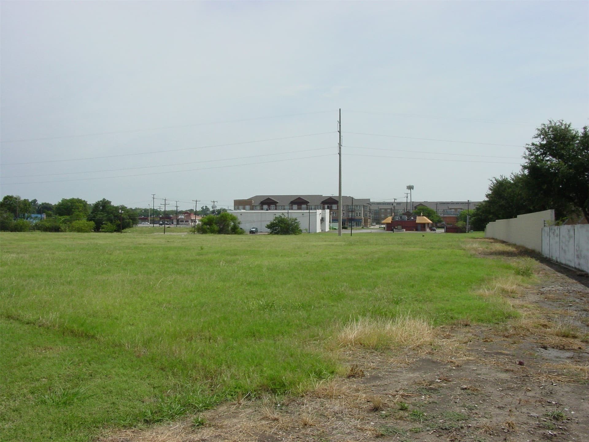 2.02 acres in Dallas County