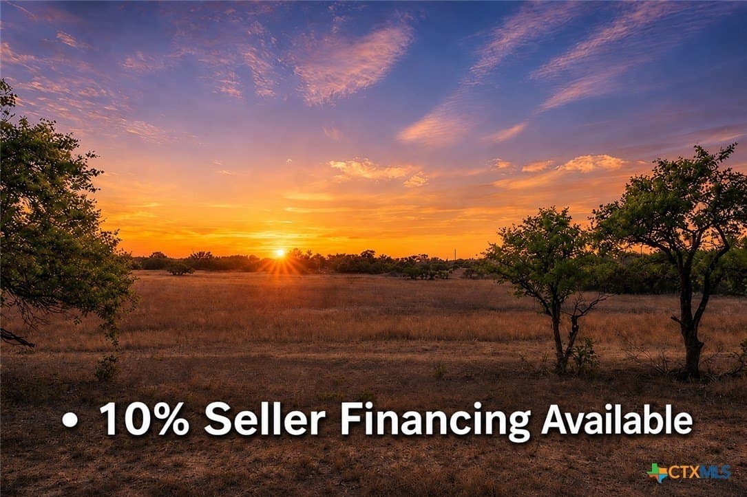 11.74 acres in Hays County