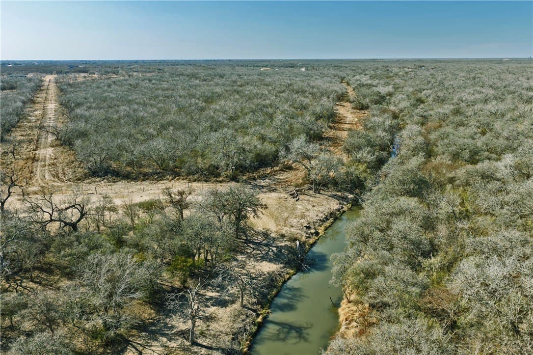 17.18 acres in Jim Wells County