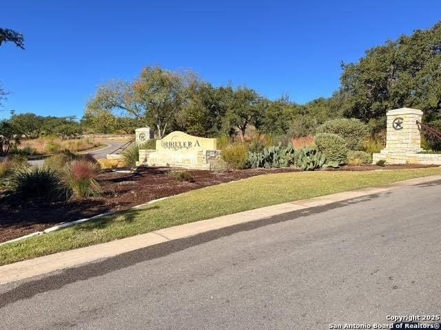 4.28 acres in Kendall County