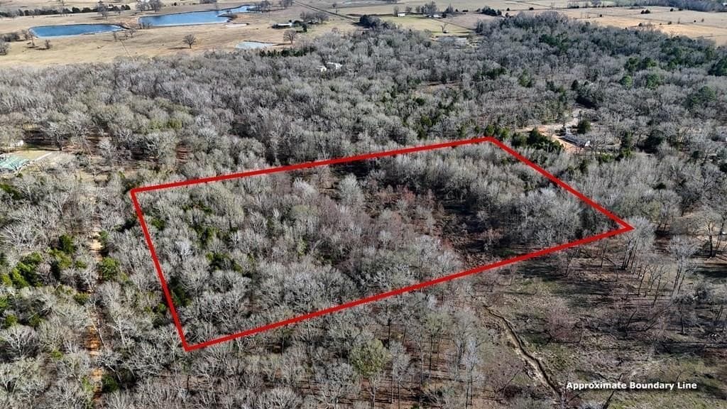 11.22 acres in Henderson County