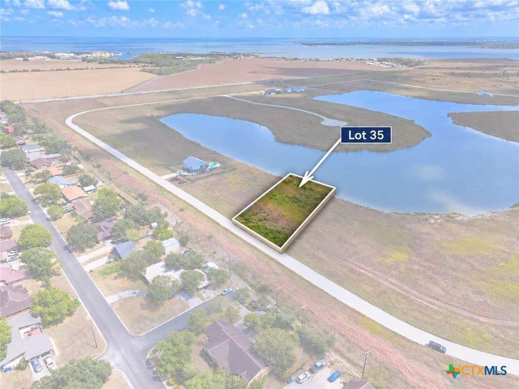 0.71 acres in Calhoun County