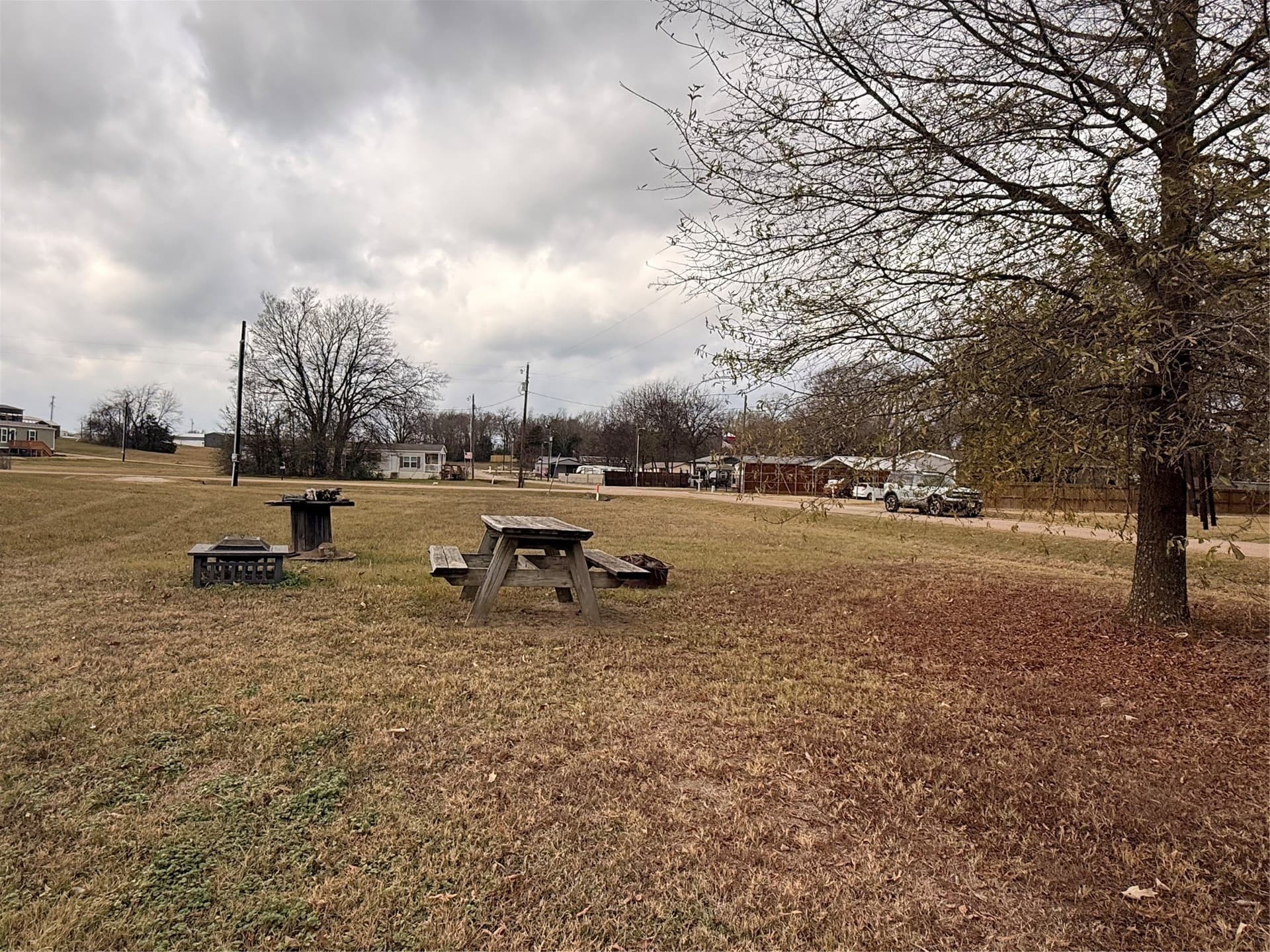 0.2 acres in Wood County