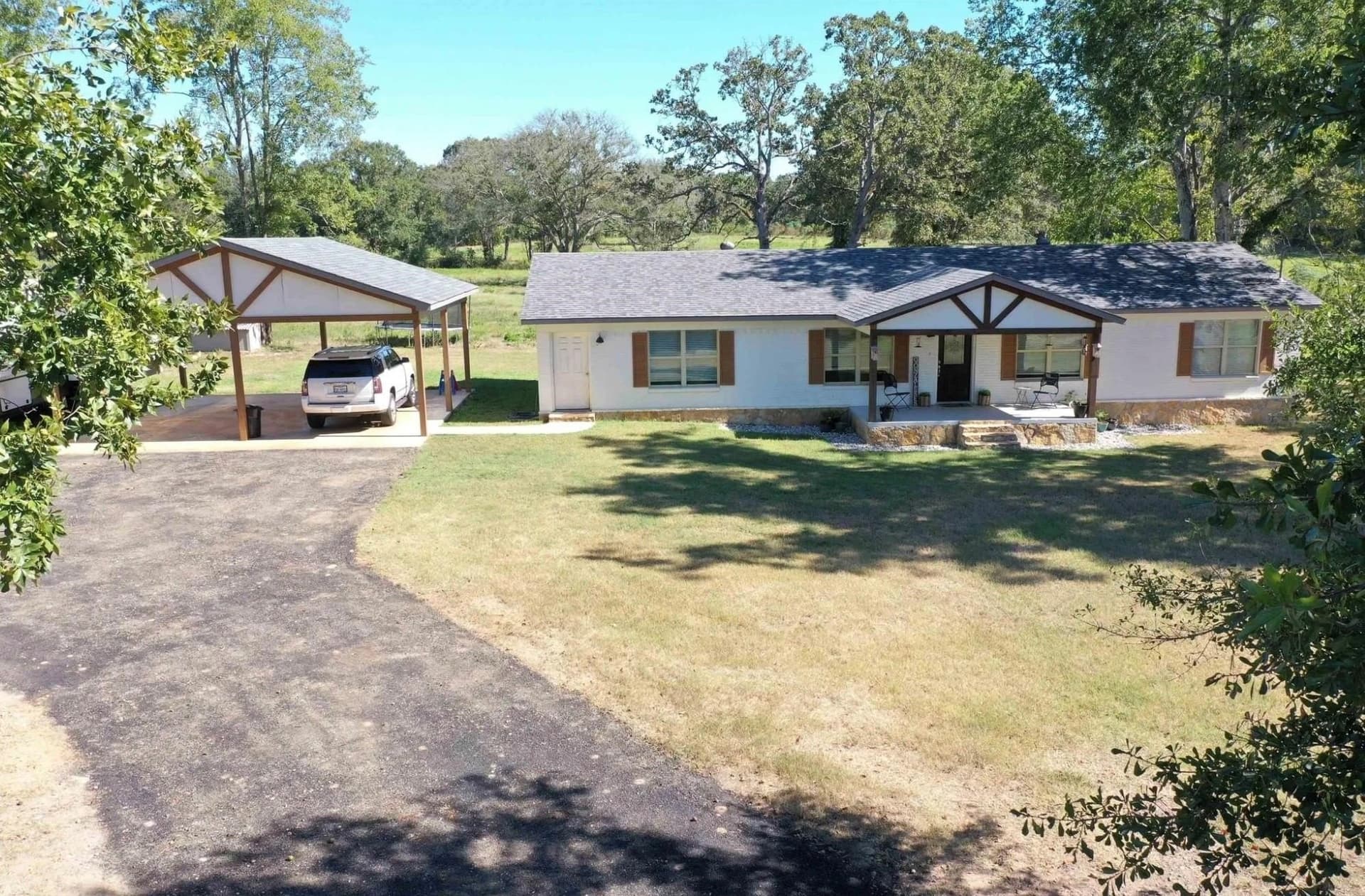 14 acres in Henderson County