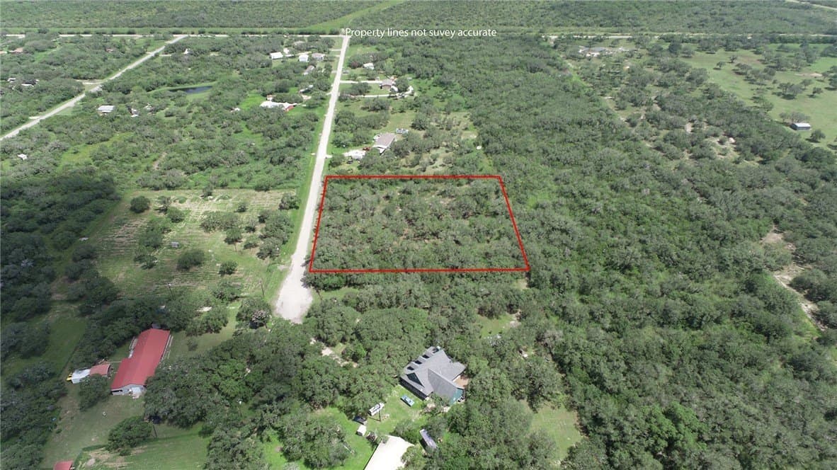 3.01 acres in Bee County