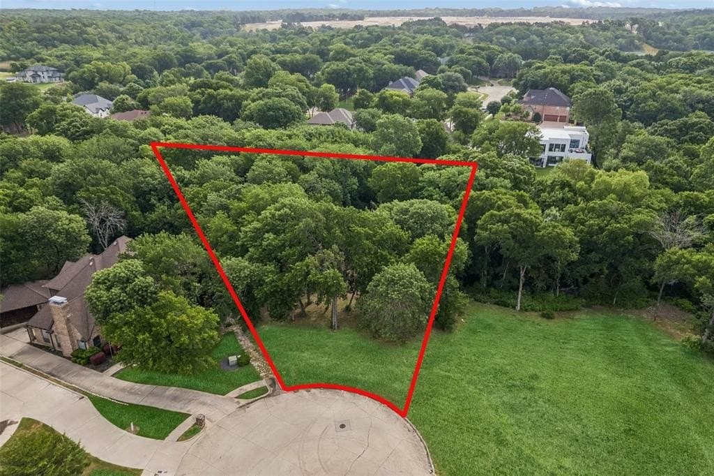1 acres in Ellis County