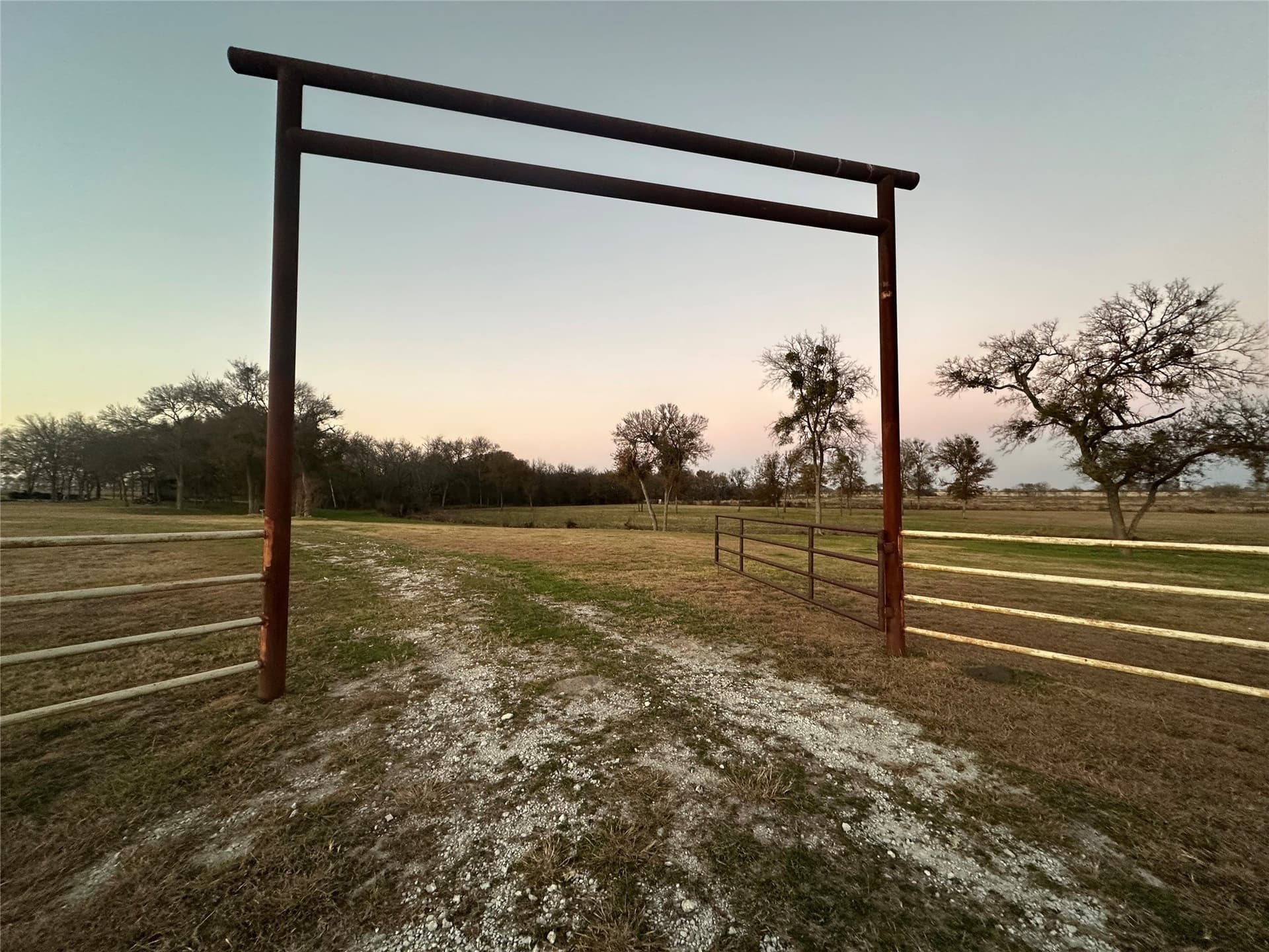 8.28 acres in Limestone County