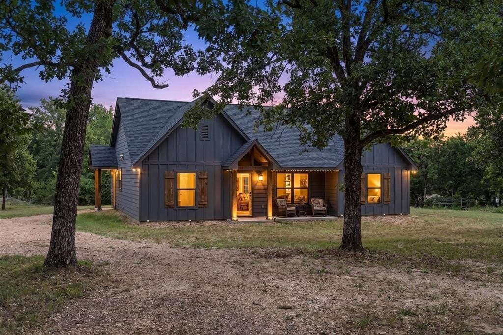 11.49 acres in Hood County