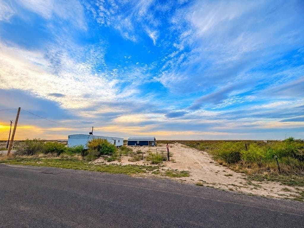 6.15 acres in Pecos County