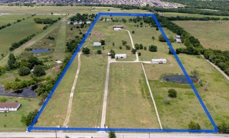 29.89 acres in Kaufman County