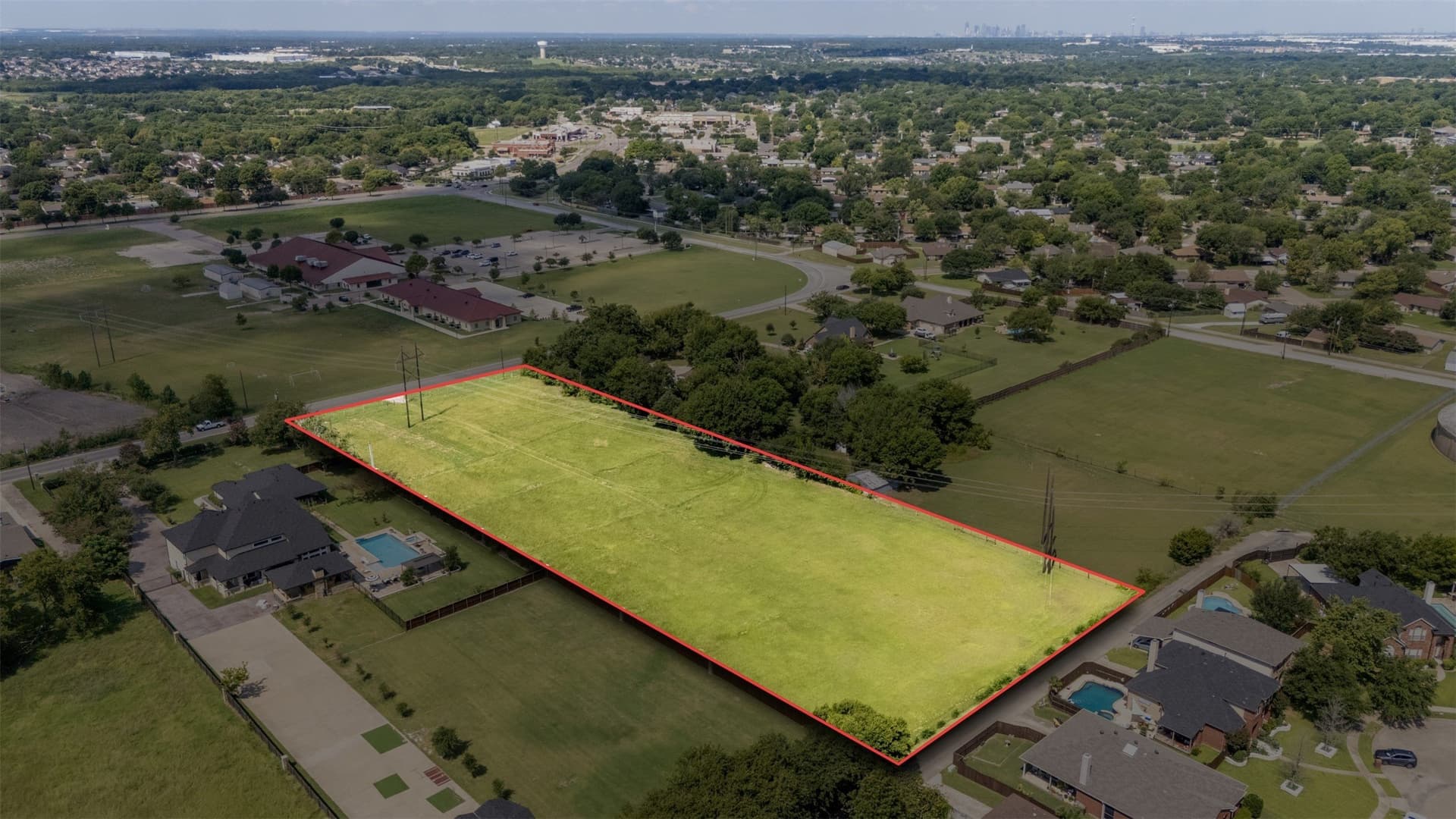 2.72 acres in Dallas County