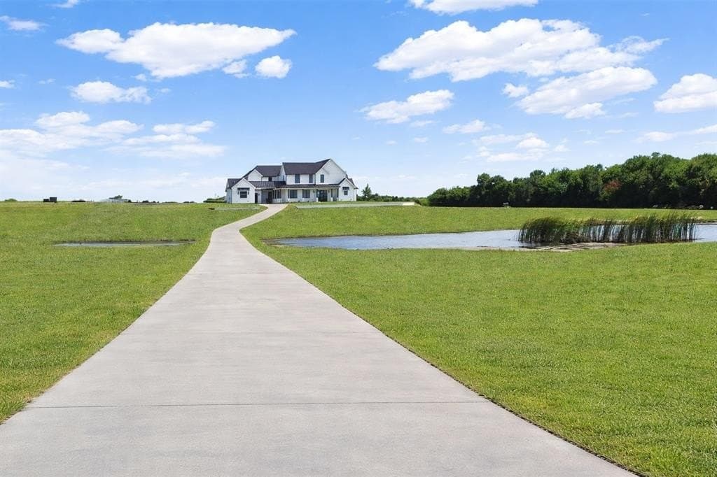 10.86 acres in Hunt County