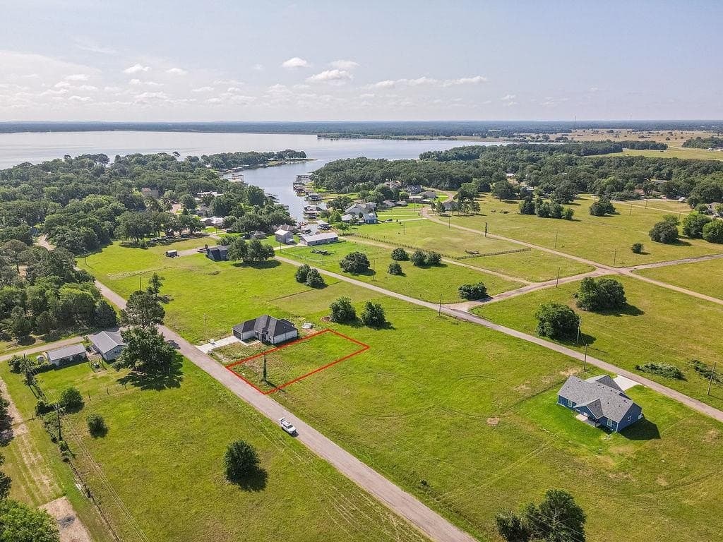 0.17 acres in Henderson County