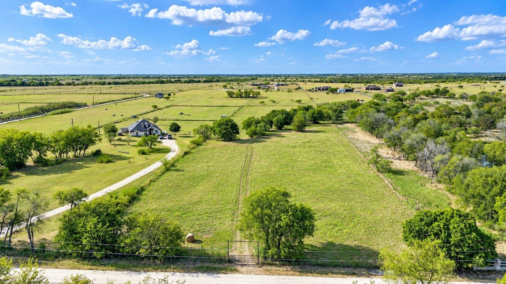 5 acres in Navarro County