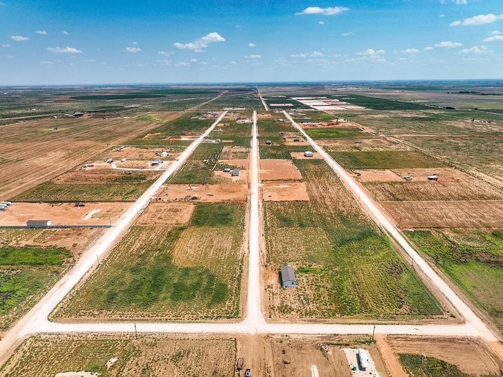 1.4 acres in Midland County