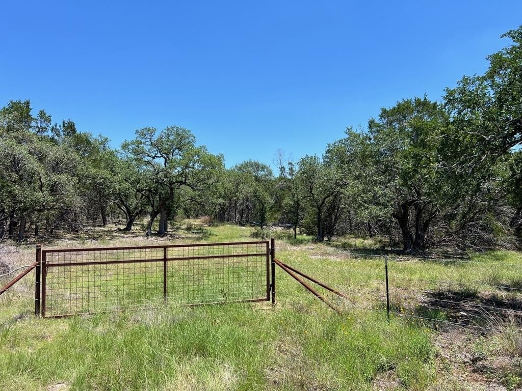 11.94 acres in Blanco County
