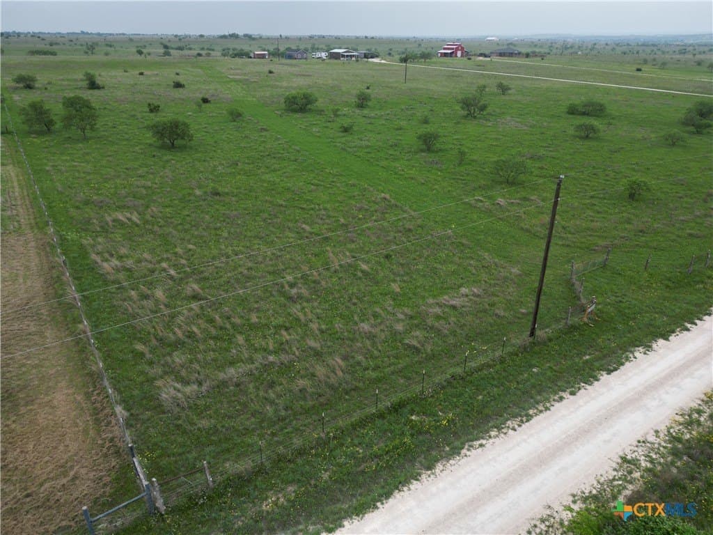 20.02 acres in Lampasas County